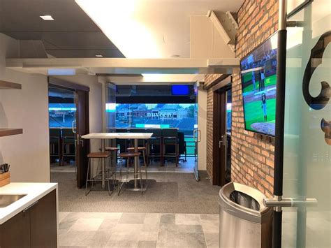 Cubs Suite Prices